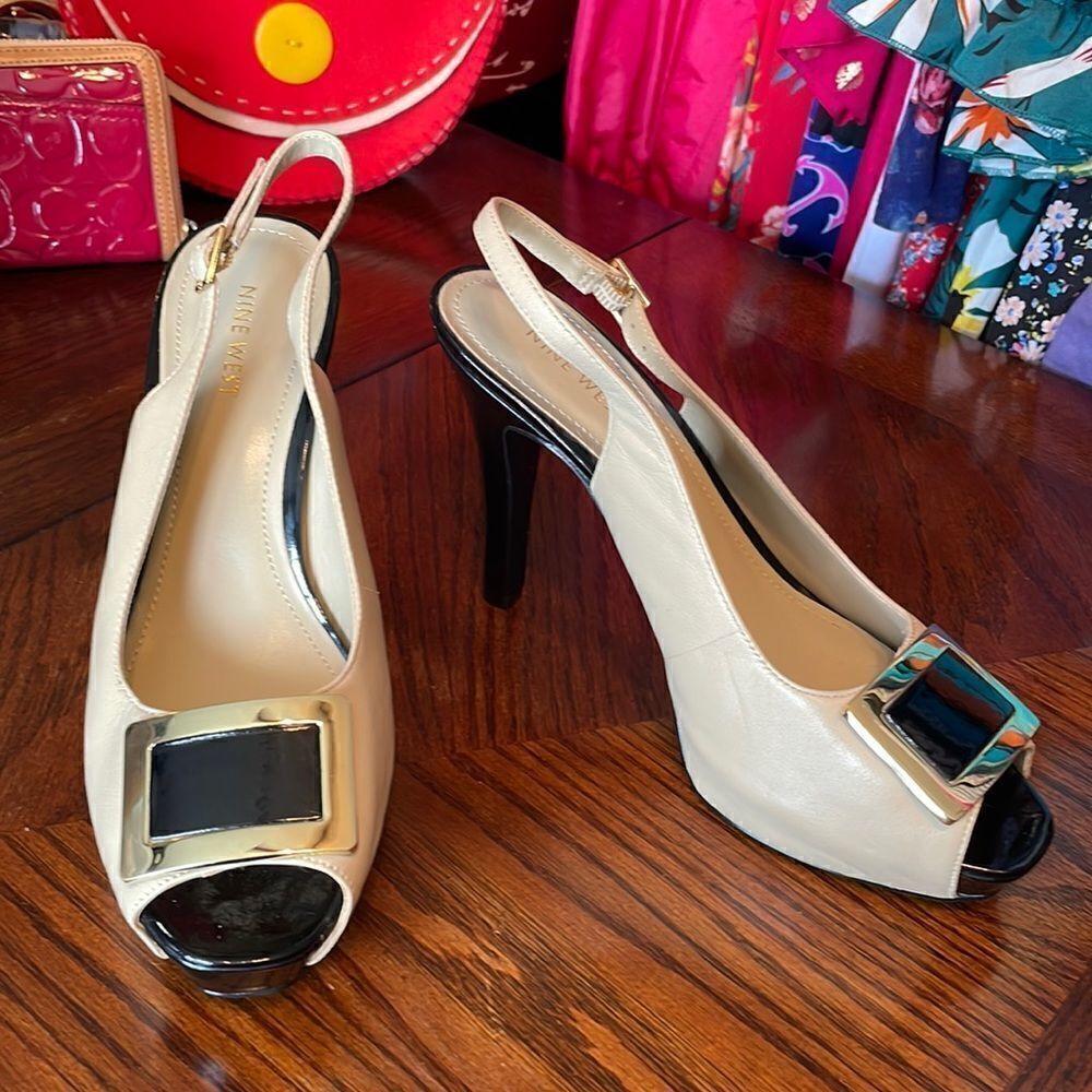 Nine West ivory leather black patent and gold accent slingback platform heels